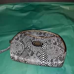 Black and white wristlet